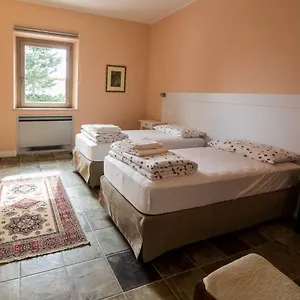 https://podere684.it-tuscanyhotel.com